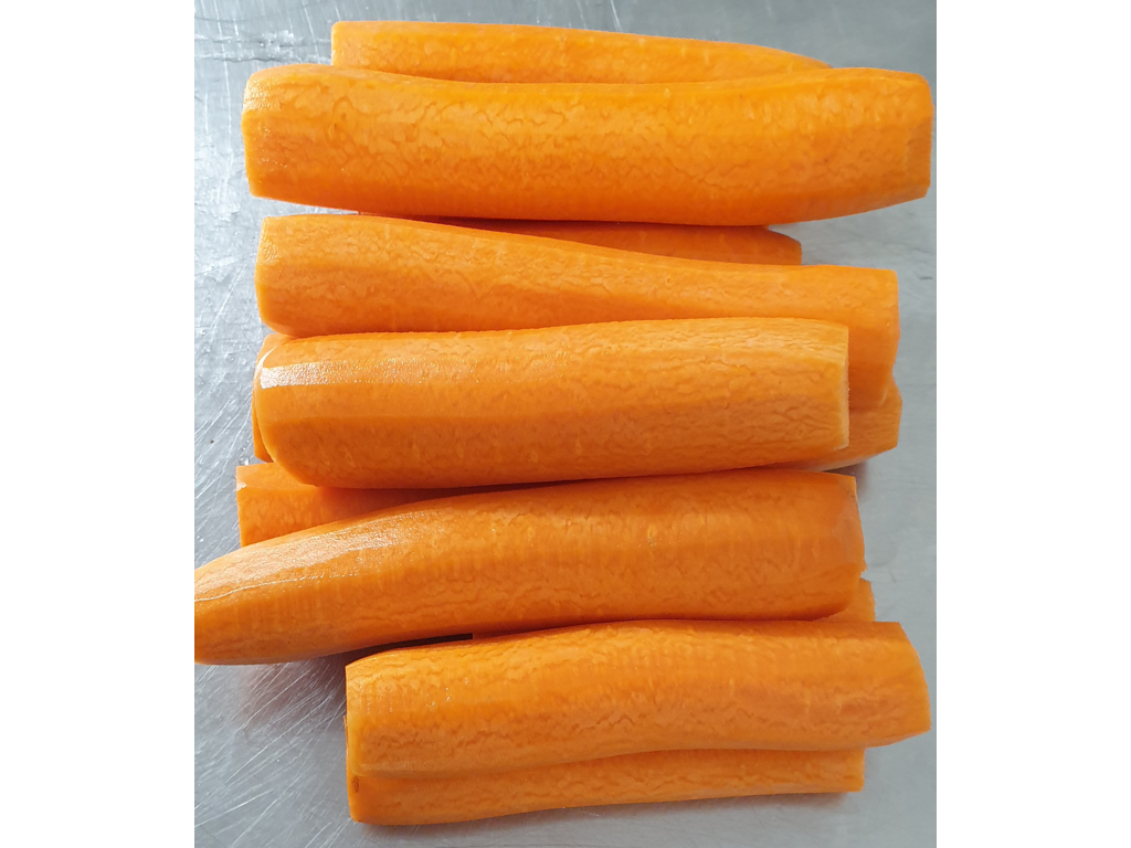 Gulerødder skrællet hele 3 kg. bestilles kl.10.30 dagen før lev. Mandags lev. bestil fre. før kl.14