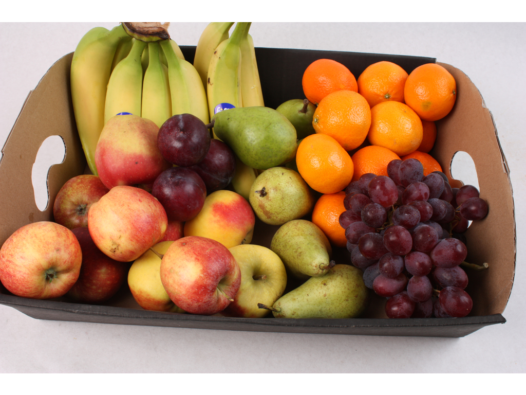 Frugt kasse nr. 01 (40 stk. frugt og 0,5 kg. druer)